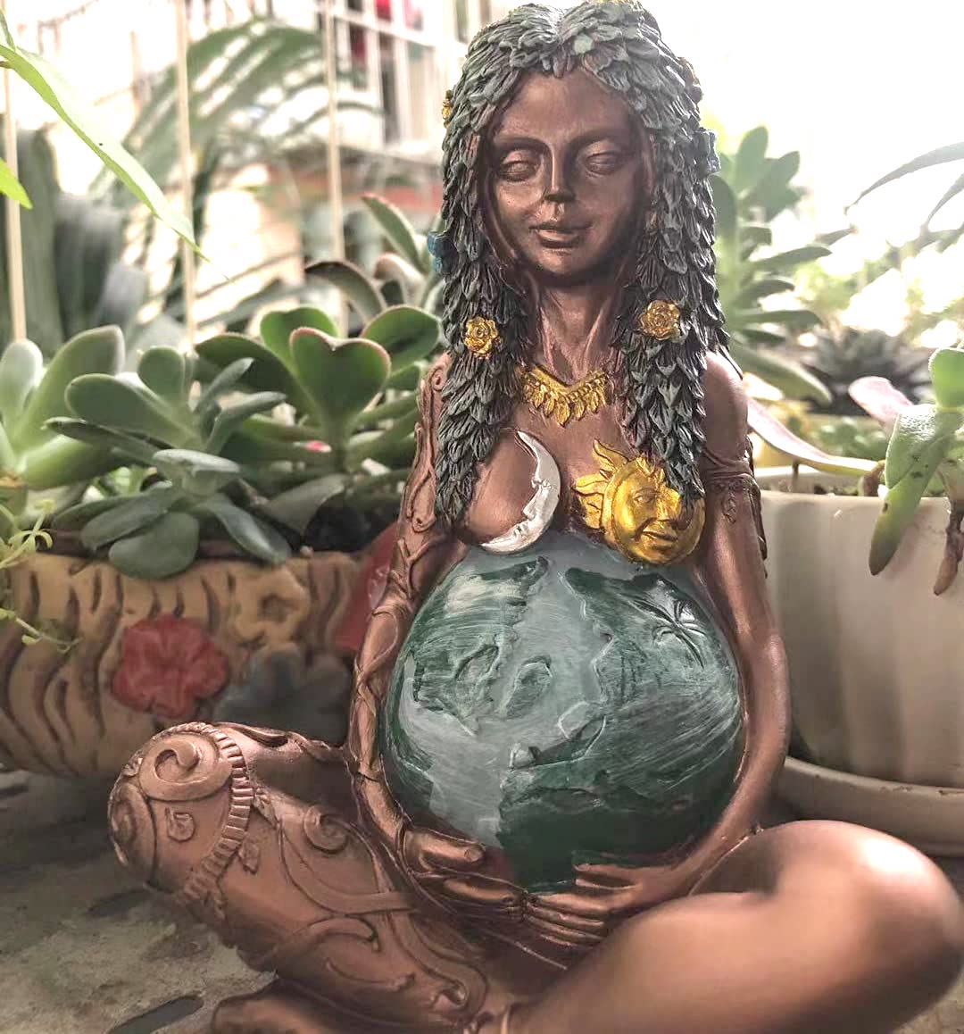 Gaia Resin Earth Mother