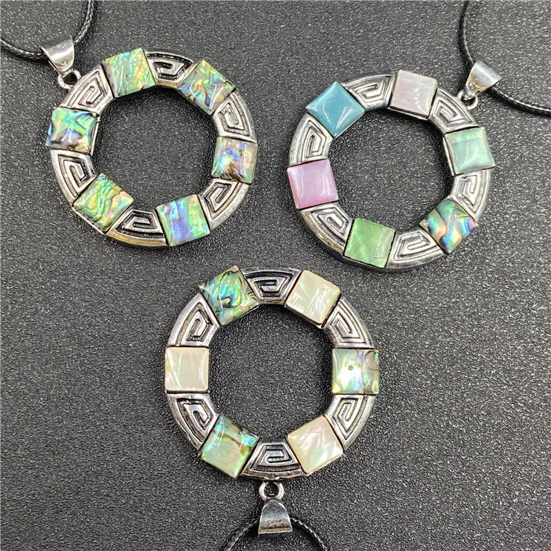 Colorful Shell Round Pendant