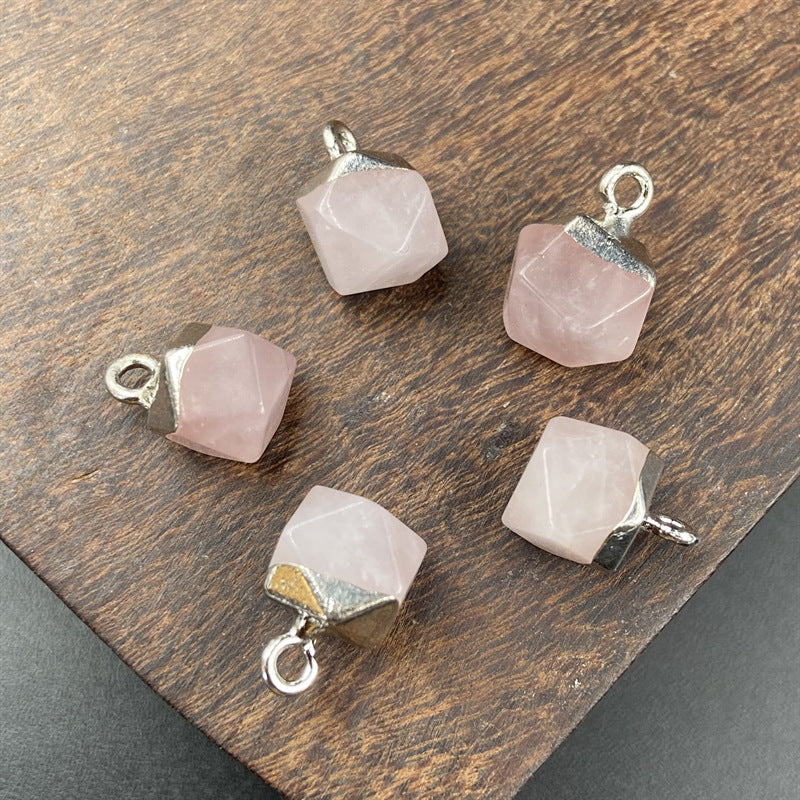 Faceted Cube Pendnat